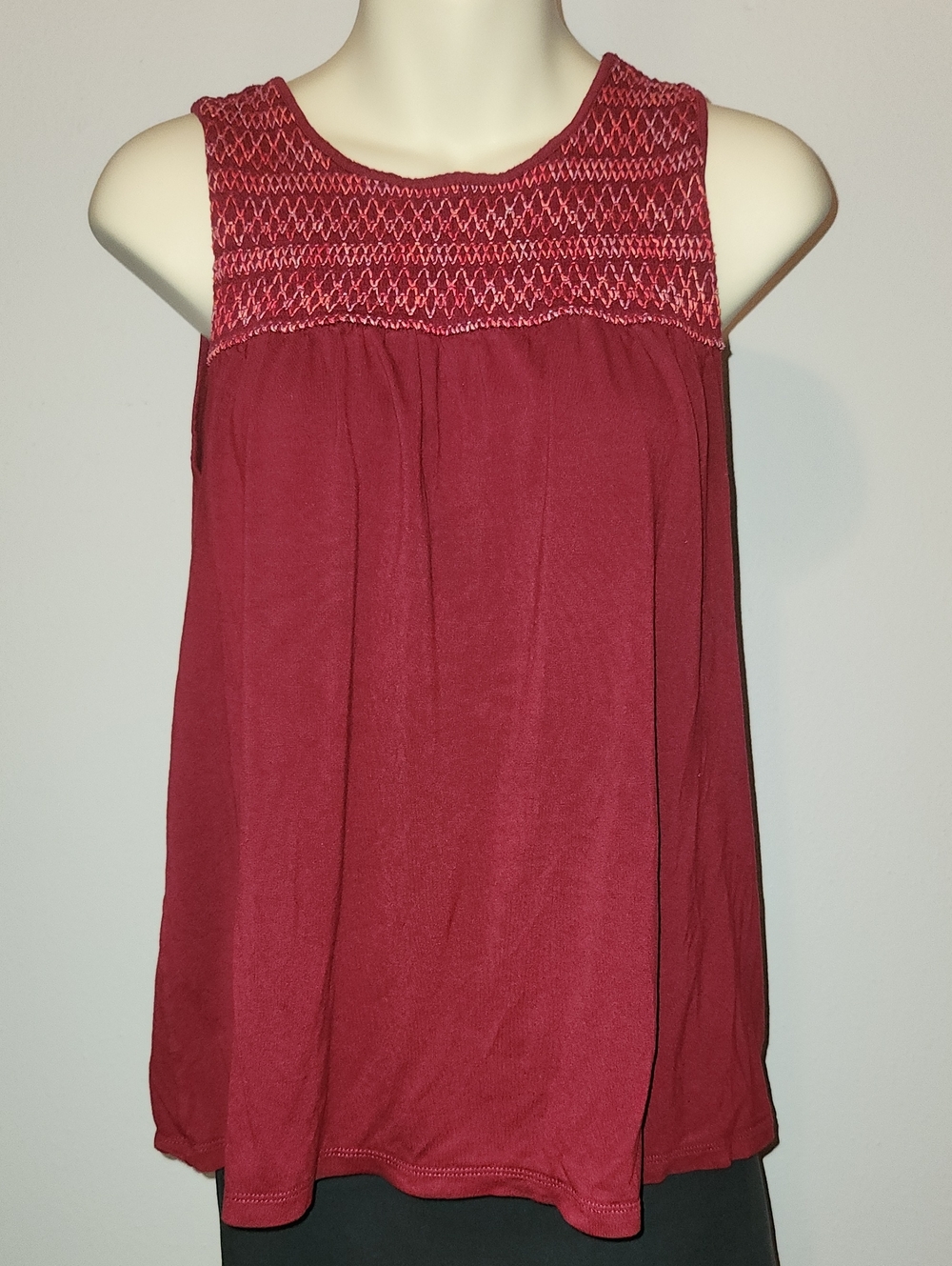 Old Navy Burgundy Sleeveless Smocked Yoke Tank